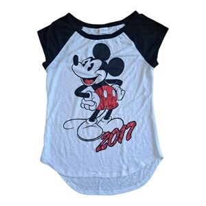 Disney 2017 Mickey Mouse Shirt
